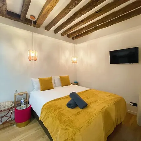 Alojamento de Acomodação e Pequeno-almoço Cocoon Gallery