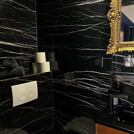 Cocoon Gallery Paris