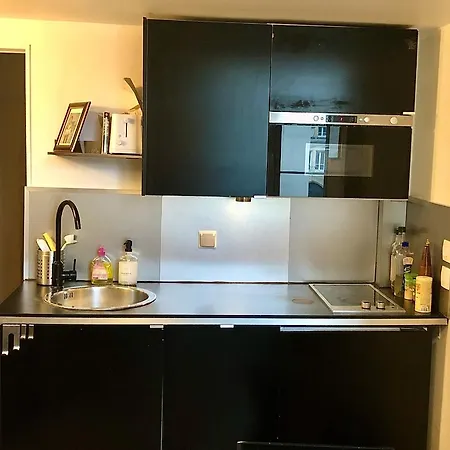 Cocoon Gallery Bed and Breakfast Παρίσι