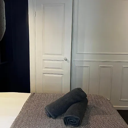 Bed & Breakfast Cocoon Gallery