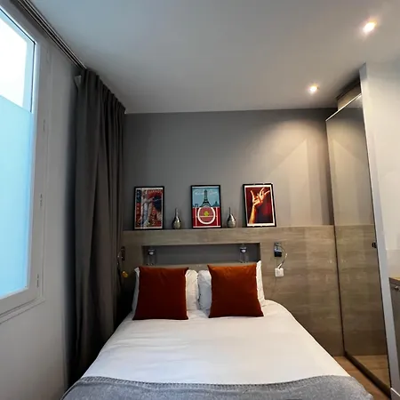 Cocoon Gallery Bed & Breakfast