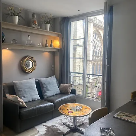 Nocleg ze śniadaniem Cocoon Gallery 3*