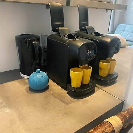 Cocoon Gallery Nocleg ze śniadaniem 3*